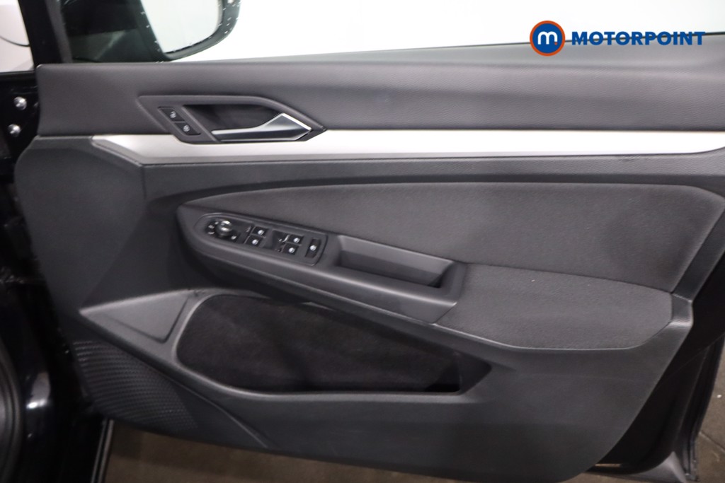 Volkswagen Golf Life Manual Petrol Hatchback - Stock Number (1620180) - 24th supplementary image