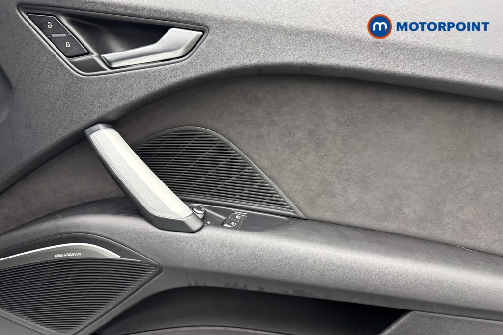 Audi TT Black Edition Manual Petrol Coupe - Stock Number (1620390) - 15th supplementary image