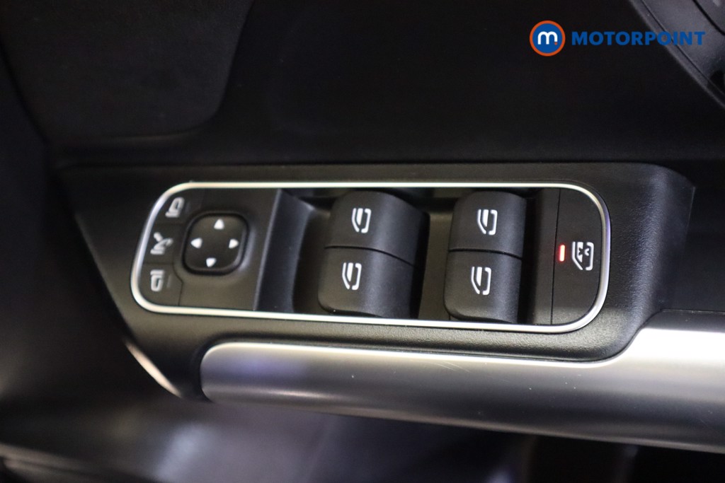 Mercedes-Benz GLA Amg Line Automatic Petrol SUV - Stock Number (1620500) - 12th supplementary image