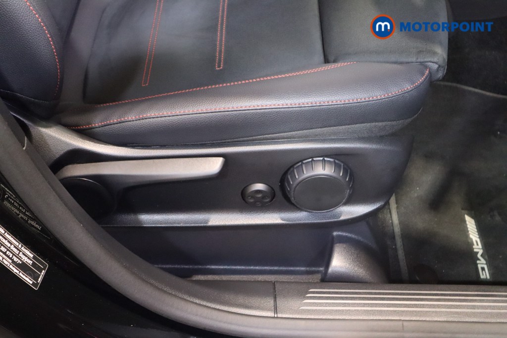 Mercedes-Benz GLA Amg Line Automatic Petrol SUV - Stock Number (1620500) - 17th supplementary image