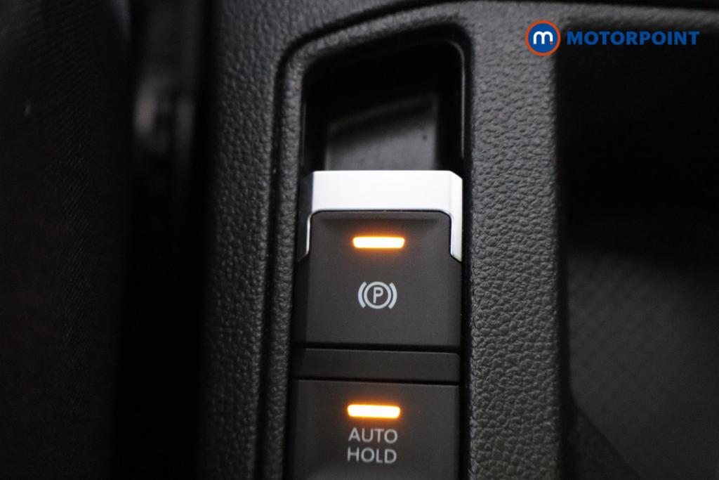 Volkswagen T-Roc Style Manual Diesel SUV - Stock Number (1620610) - 7th supplementary image