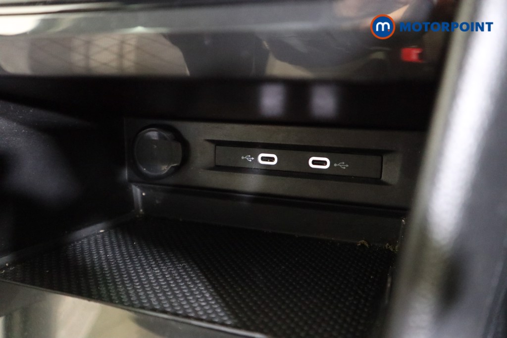 Volkswagen Tiguan R-Line Automatic Petrol SUV - Stock Number (1621139) - 9th supplementary image