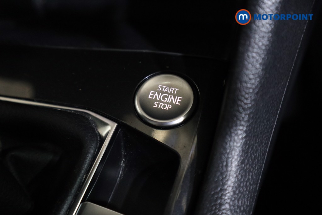 Volkswagen Tiguan R-Line Automatic Petrol SUV - Stock Number (1621139) - 10th supplementary image