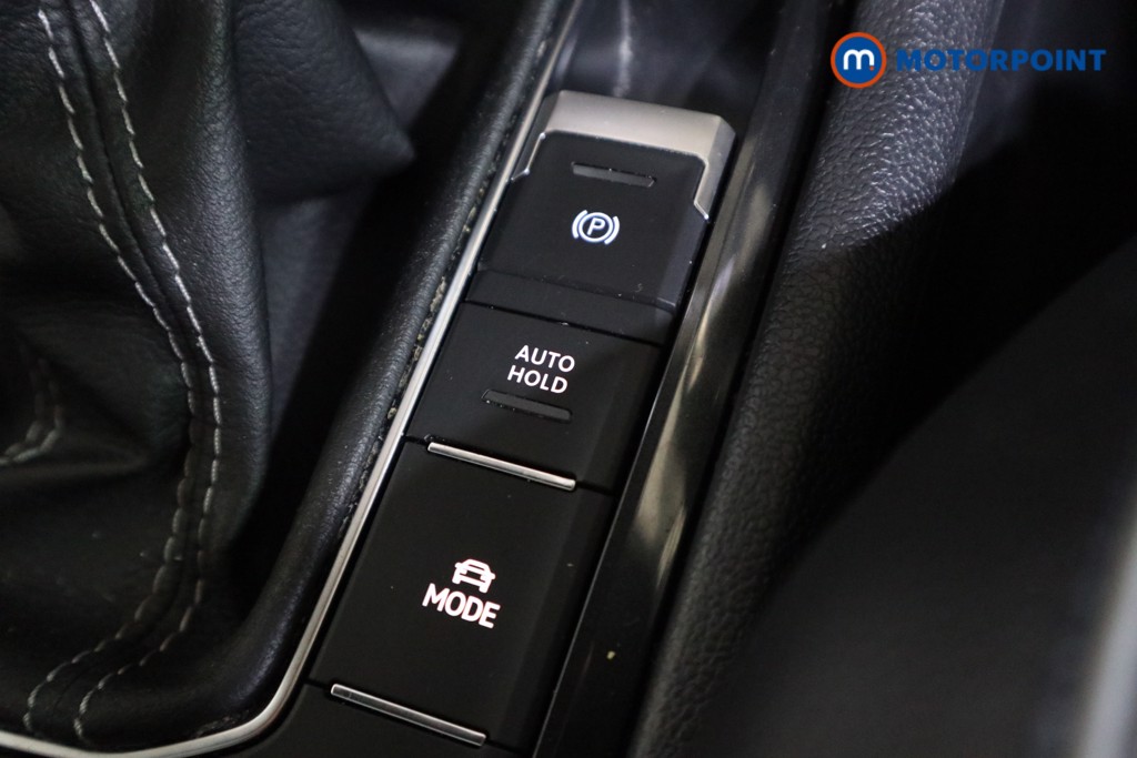 Volkswagen Tiguan R-Line Automatic Petrol SUV - Stock Number (1621139) - 11th supplementary image