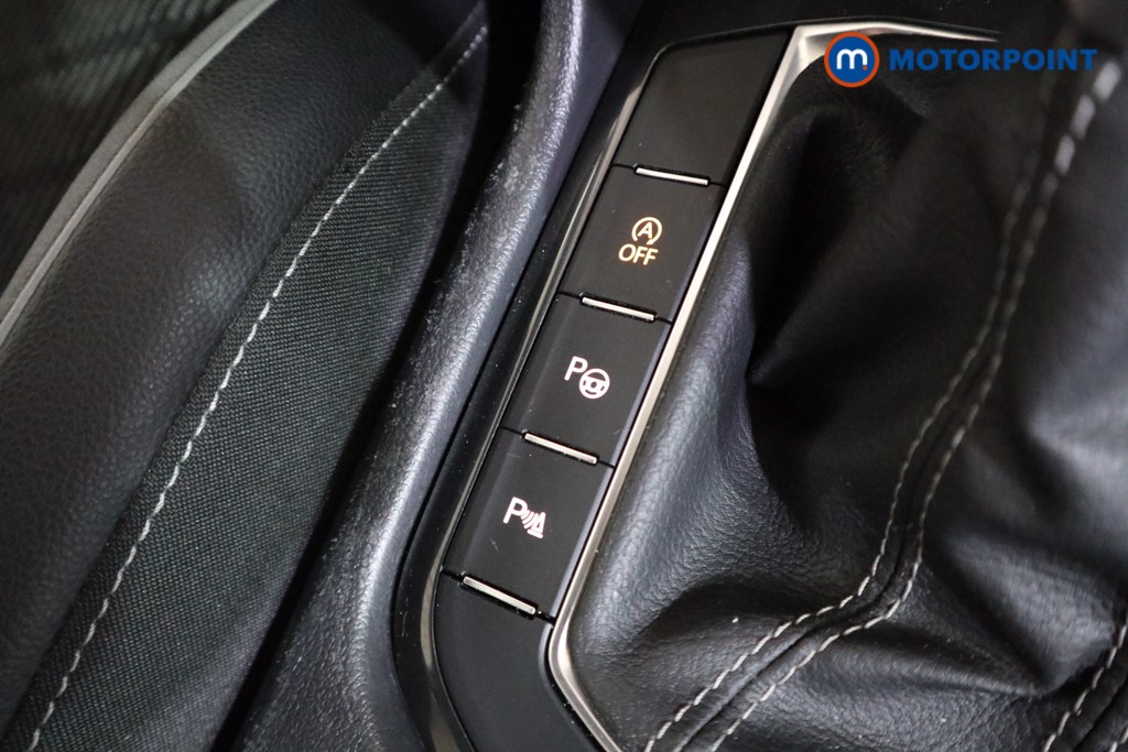 Volkswagen Tiguan R-Line Automatic Petrol SUV - Stock Number (1621139) - 12th supplementary image