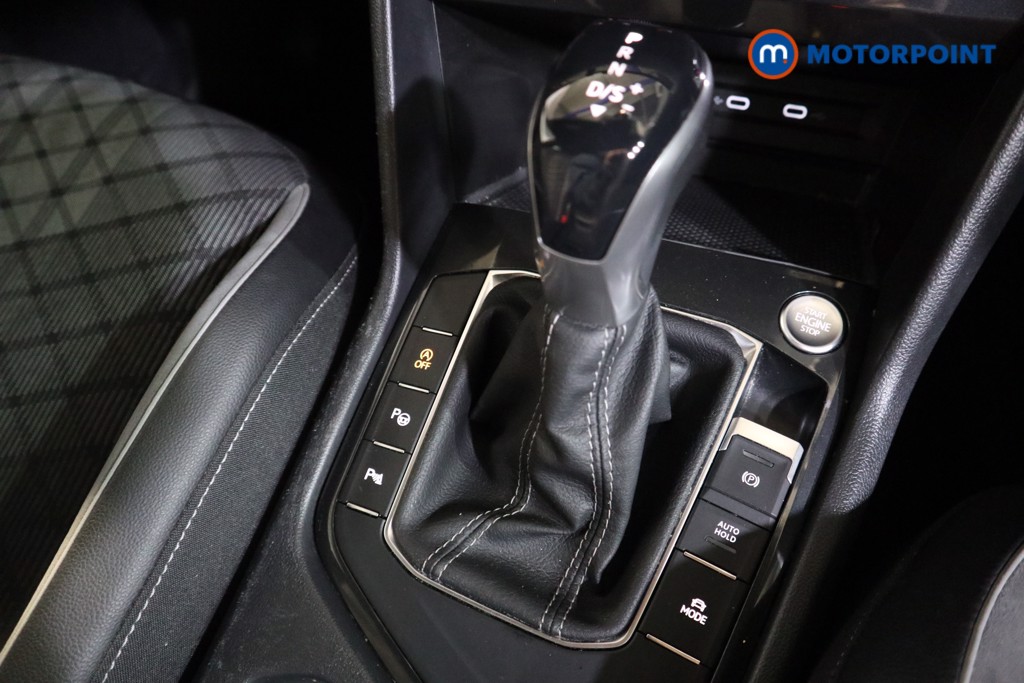 Volkswagen Tiguan R-Line Automatic Petrol SUV - Stock Number (1621139) - 13th supplementary image