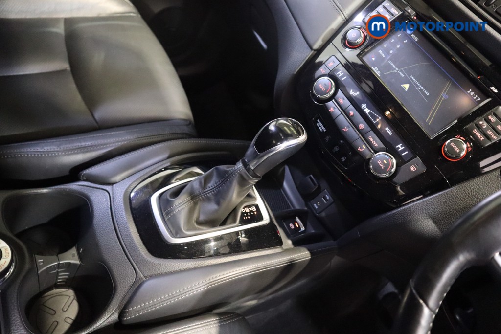 Nissan X-Trail Tekna Automatic Diesel SUV - Stock Number (1621477) - 7th supplementary image