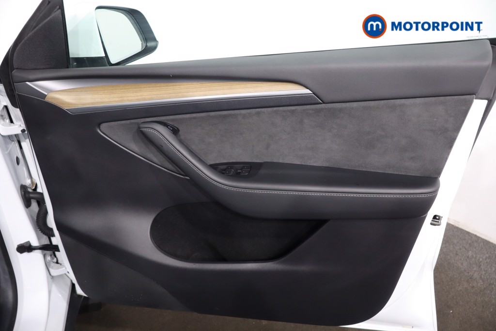 Tesla Model Y Long Range Automatic Electric SUV - Stock Number (1621478) - 22nd supplementary image