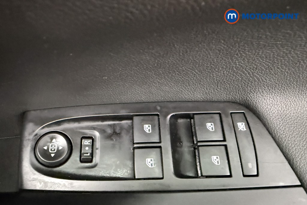 Vauxhall Astra Griffin Edition Manual Petrol Hatchback - Stock Number (1621704) - 18th supplementary image