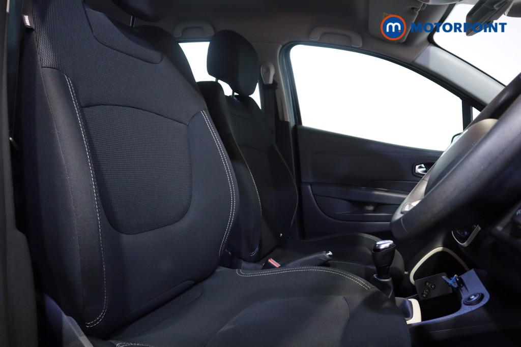 Renault Captur Play Manual Petrol SUV - Stock Number (1622268) - 5th supplementary image