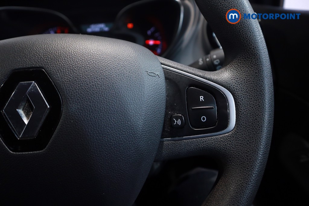 Renault Captur Play Manual Petrol SUV - Stock Number (1622268) - 9th supplementary image