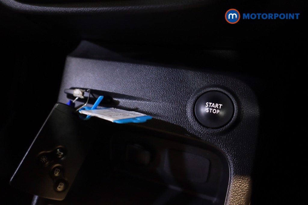 Renault Captur Play Manual Petrol SUV - Stock Number (1622268) - 15th supplementary image