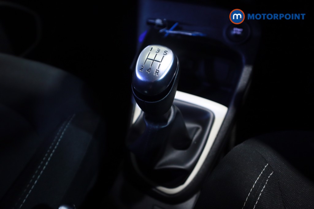 Renault Captur Play Manual Petrol SUV - Stock Number (1622268) - 16th supplementary image