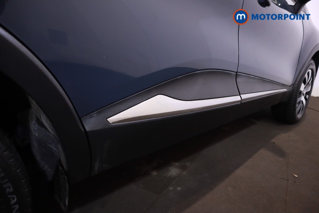 Renault Captur Play Manual Petrol SUV - Stock Number (1622268) - 28th supplementary image