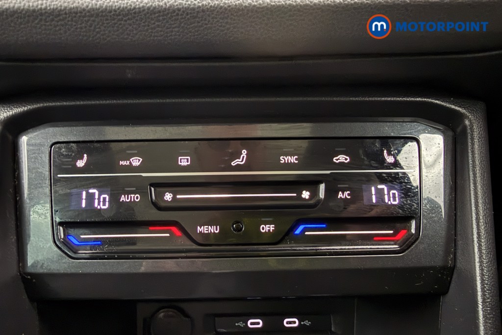 Volkswagen Tiguan Elegance Automatic Petrol SUV - Stock Number (1622512) - 16th supplementary image