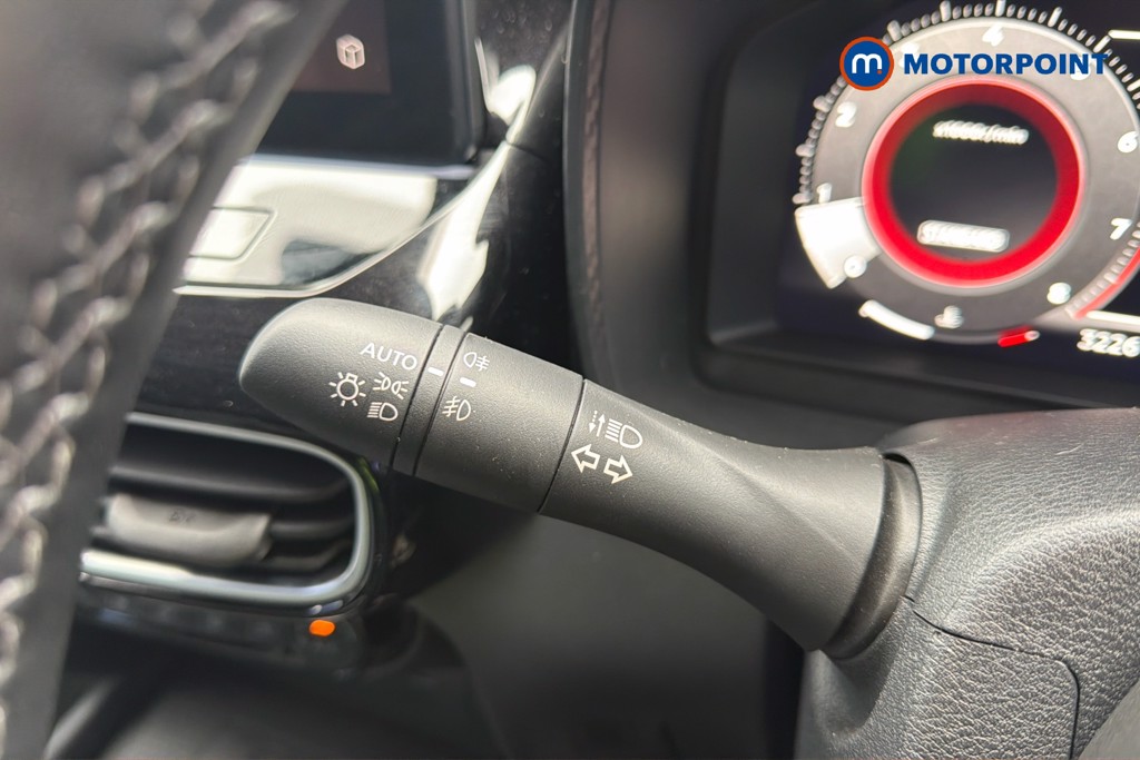 Nissan Juke Tekna Manual Petrol SUV - Stock Number (1623048) - 6th supplementary image