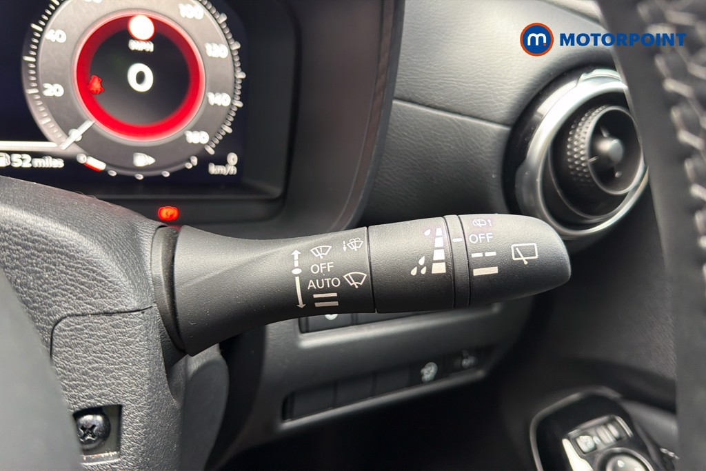 Nissan Juke Tekna Manual Petrol SUV - Stock Number (1623048) - 7th supplementary image