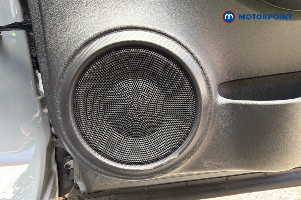 Nissan Juke Tekna Manual Petrol SUV - Stock Number (1623048) - 21st supplementary image