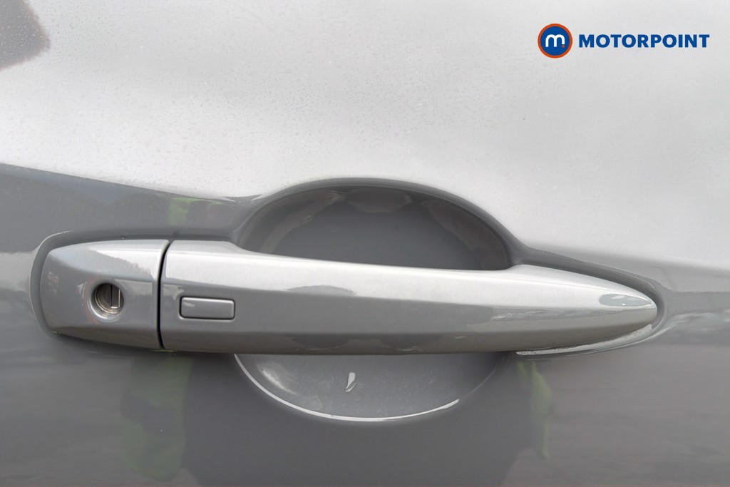 Nissan Juke Tekna Manual Petrol SUV - Stock Number (1623048) - 42nd supplementary image