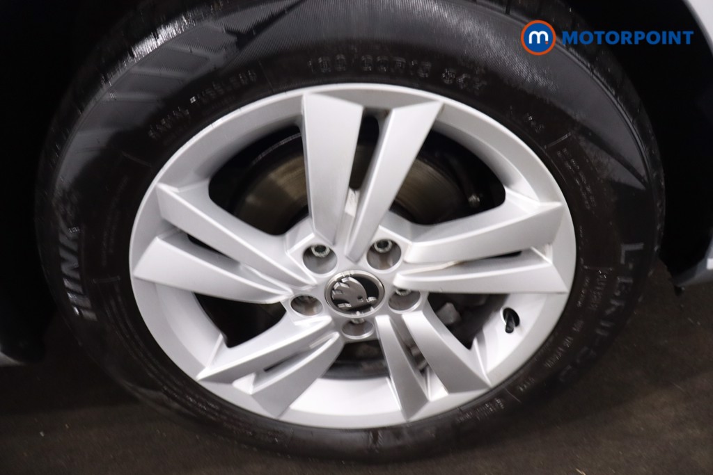 Skoda Fabia SE Manual Petrol Hatchback - Stock Number (1623118) - 10th supplementary image