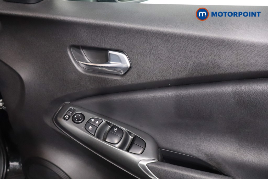 Nissan Juke Acenta Premium Manual Petrol SUV - Stock Number (1623237) - 23rd supplementary image