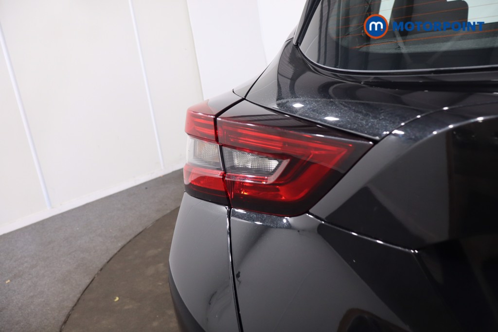 Nissan Juke Acenta Premium Manual Petrol SUV - Stock Number (1623237) - 33rd supplementary image