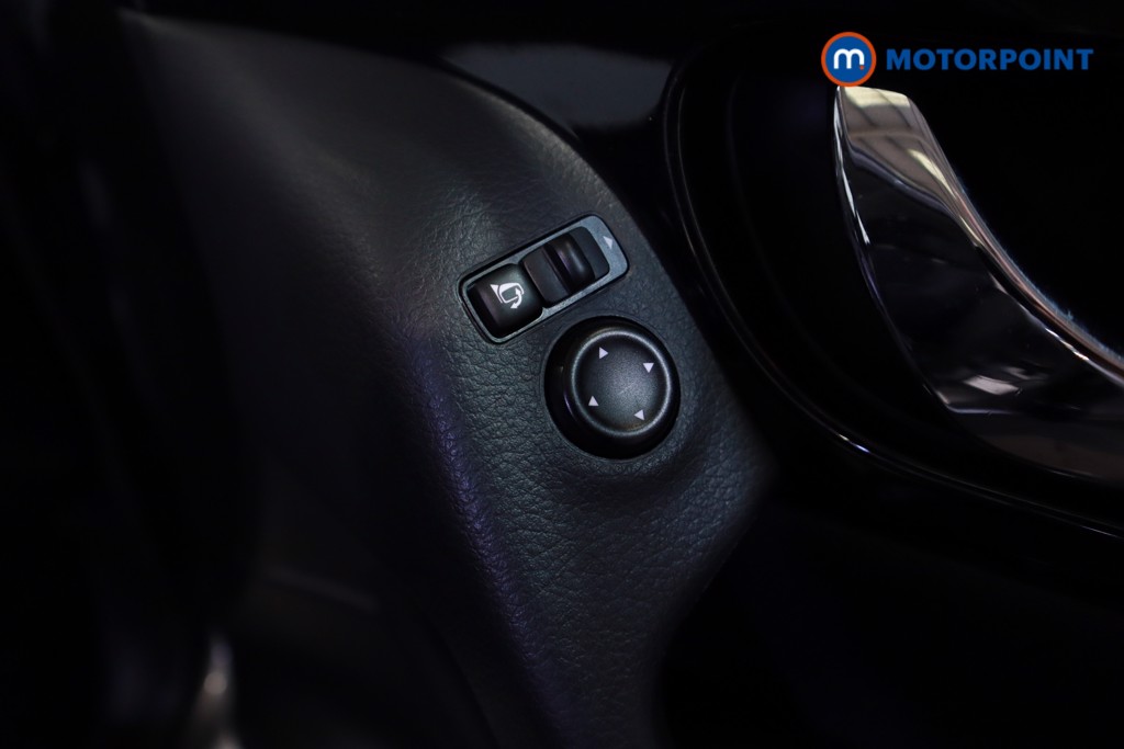 Nissan Qashqai Acenta Premium Automatic Petrol SUV - Stock Number (1623841) - 3rd supplementary image