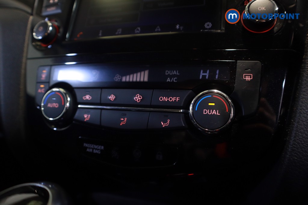 Nissan Qashqai Acenta Premium Automatic Petrol SUV - Stock Number (1623841) - 19th supplementary image