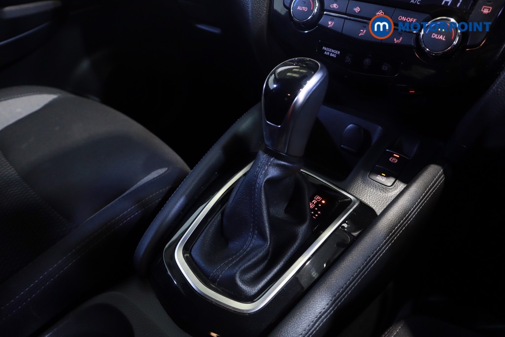 Nissan Qashqai Acenta Premium Automatic Petrol SUV - Stock Number (1623841) - 21st supplementary image