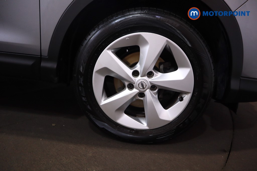 Nissan Qashqai Acenta Premium Automatic Petrol SUV - Stock Number (1623841) - 32nd supplementary image