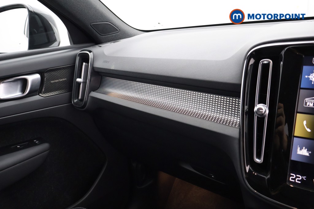 Volvo Xc40 R Design Pro Automatic Petrol Plug-In Hybrid SUV - Stock Number (1624062) - 7th supplementary image