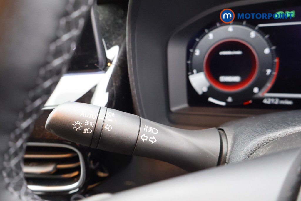 Nissan Juke Tekna-Plus Manual Petrol SUV - Stock Number (1624146) - 5th supplementary image