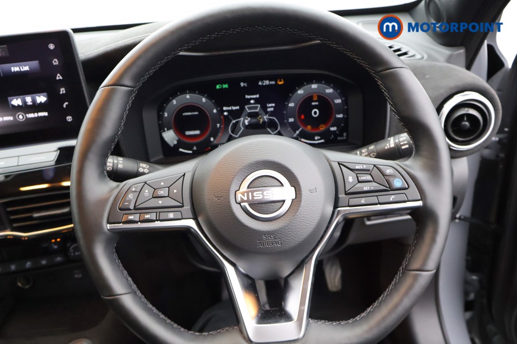 Nissan Juke Tekna-Plus Manual Petrol SUV - Stock Number (1624146) - 1st supplementary image