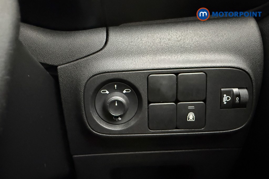 Citroen C3 Shine Plus Manual Petrol Hatchback - Stock Number (1555529) - 17th supplementary image