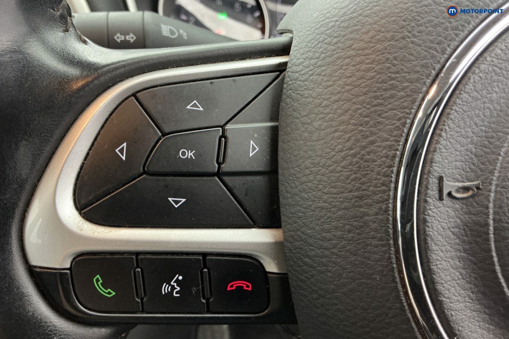 Jeep Compass Longitude Manual Petrol SUV - Stock Number (1563269) - 22nd supplementary image