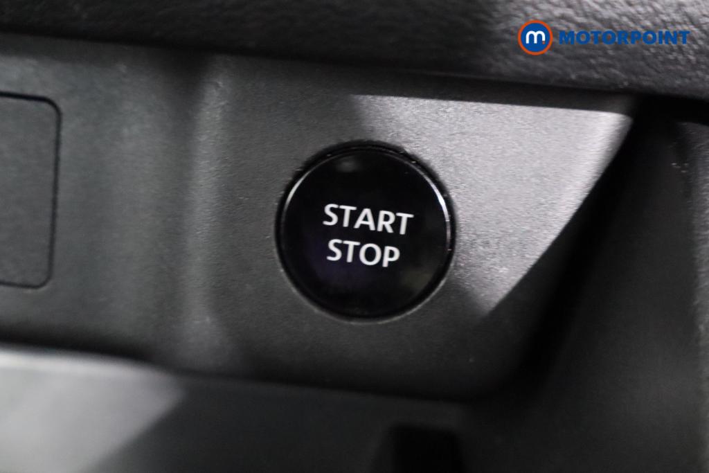 Nissan X-Trail Acenta Premium Automatic Petrol-Electric Hybrid SUV - Stock Number (1567742) - 12th supplementary image