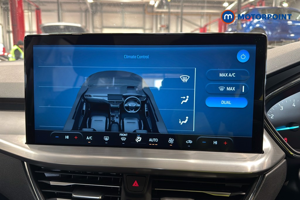 Ford Focus Titanium Automatic Petrol Estate - Stock Number (1599358) - 12th supplementary image