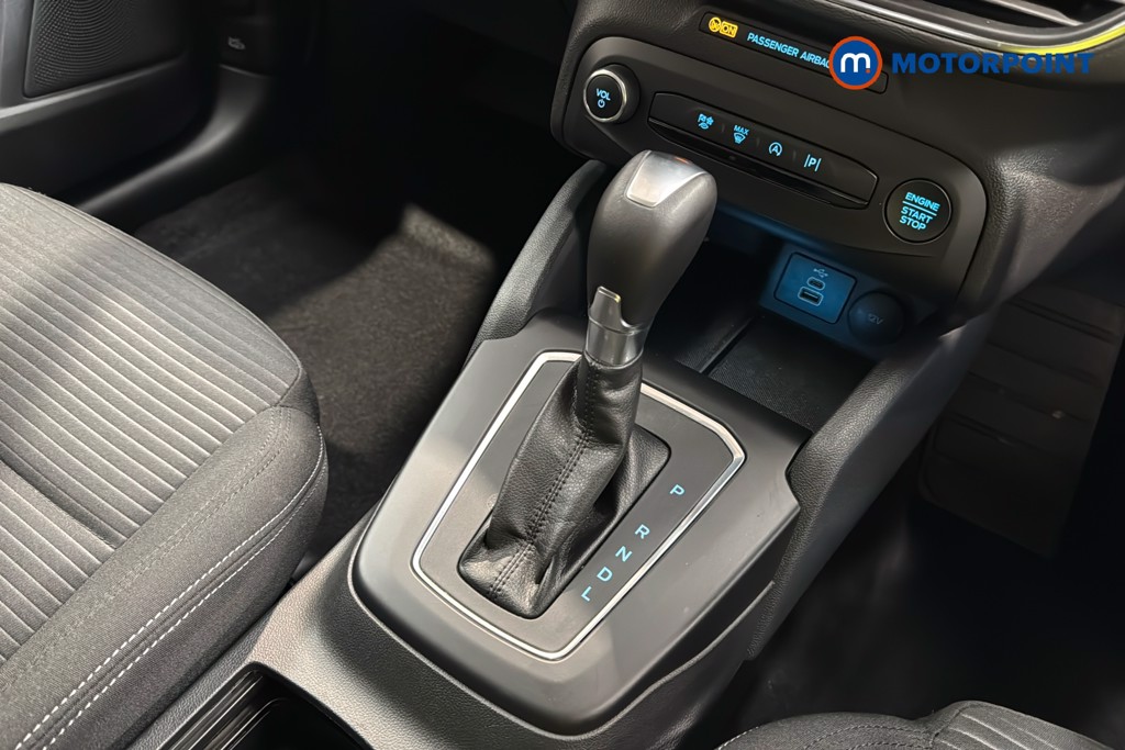 Ford Focus Titanium Automatic Petrol Estate - Stock Number (1599358) - 15th supplementary image