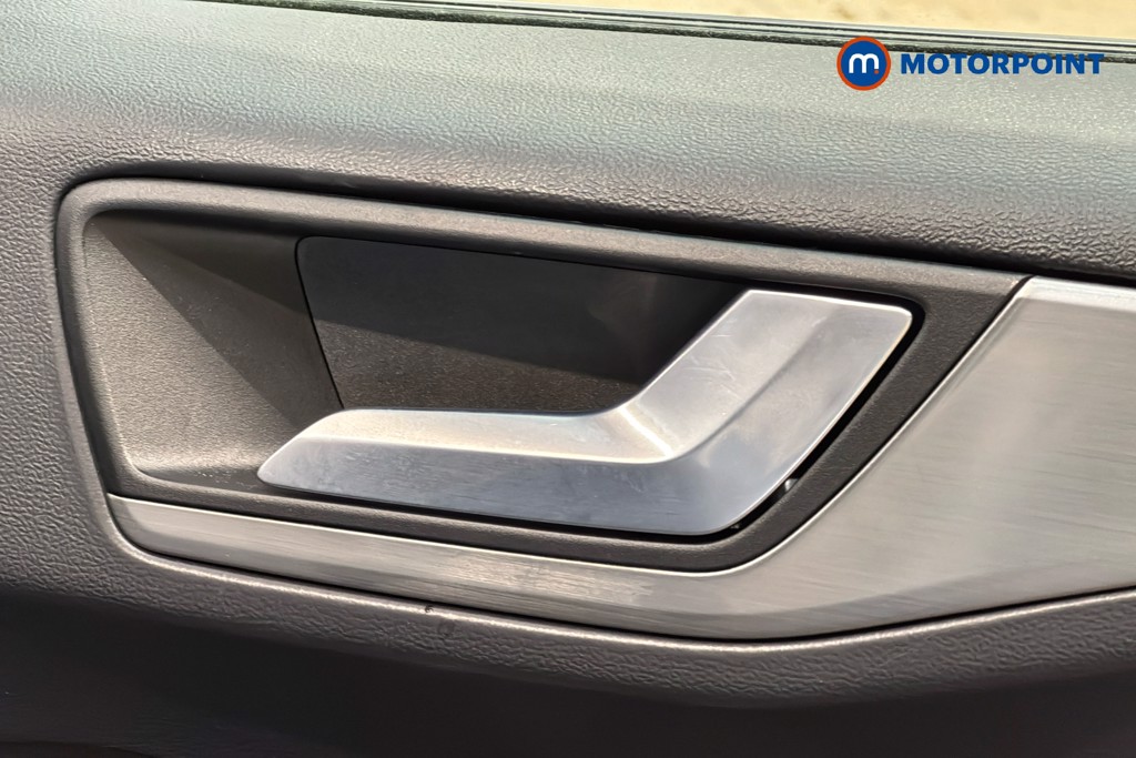 Ford Focus Titanium Automatic Petrol Estate - Stock Number (1599358) - 42nd supplementary image