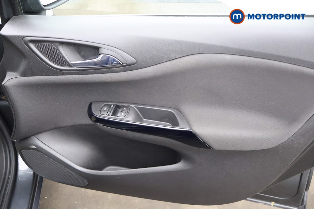 Vauxhall Corsa SRI Manual Petrol Hatchback - Stock Number (1607167) - 11th supplementary image