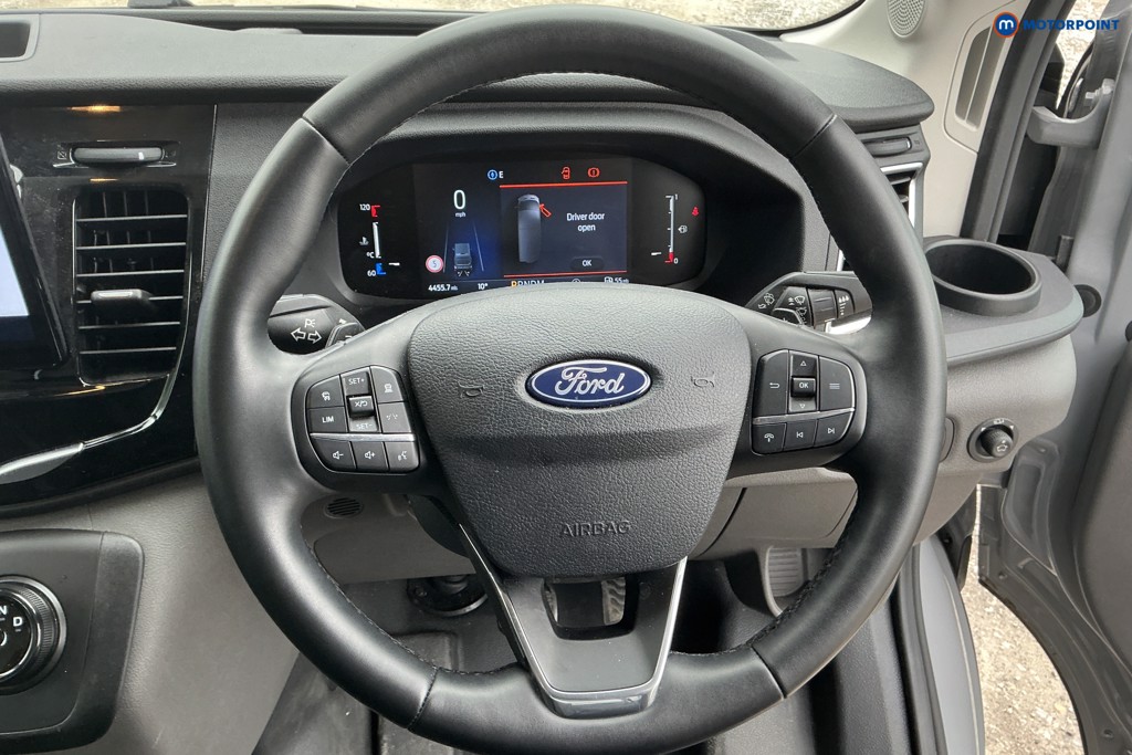 Ford Transit Limited Automatic Diesel Medium Roof Van - Stock Number (1607443) - 10th supplementary image