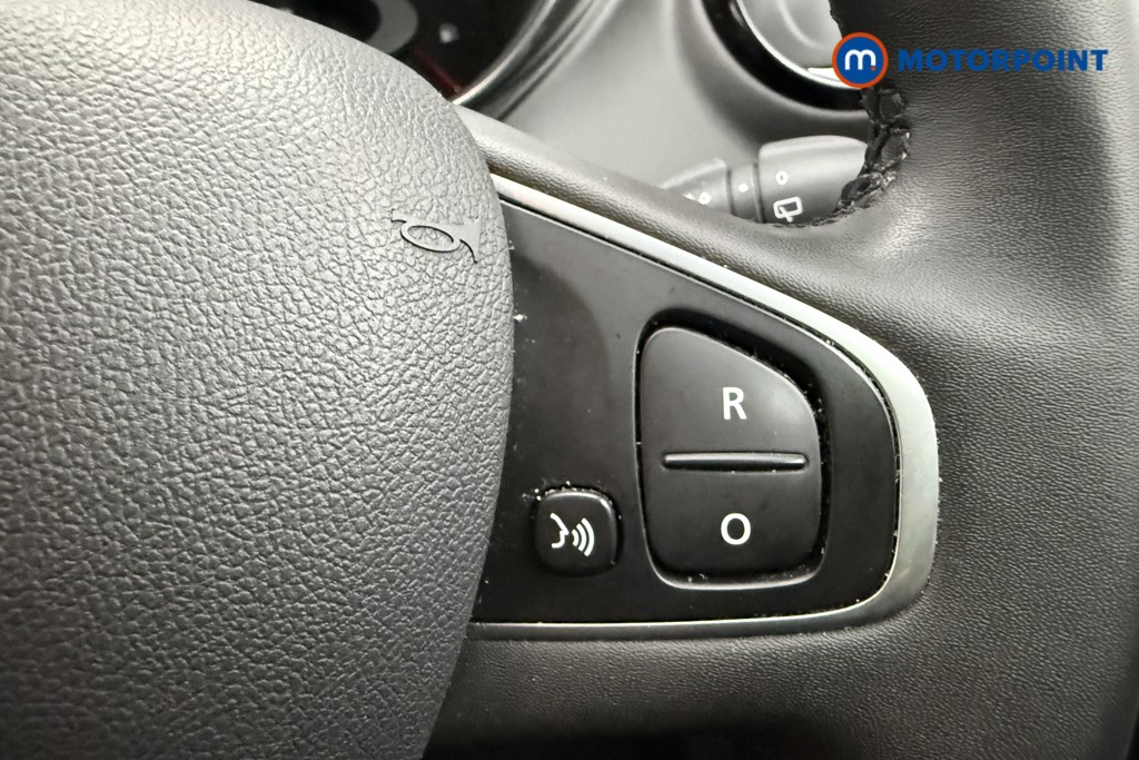 Renault Captur Iconic Automatic Petrol SUV - Stock Number (1609156) - 14th supplementary image