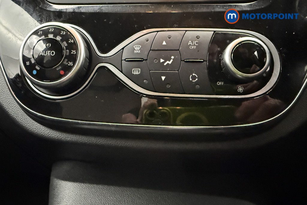 Renault Captur Iconic Automatic Petrol SUV - Stock Number (1609156) - 15th supplementary image