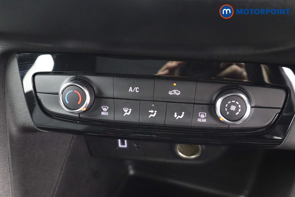 Vauxhall Corsa Design Manual Petrol Hatchback - Stock Number (1610466) - 4th supplementary image