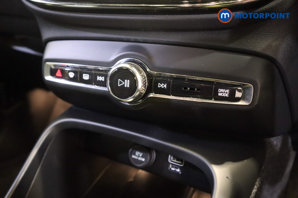 Volvo Xc40 Plus Automatic Petrol Plug-In Hybrid SUV - Stock Number (1612164) - 19th supplementary image
