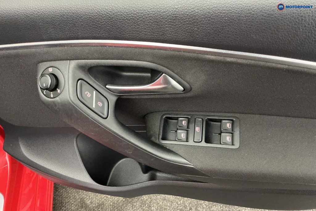 Volkswagen Polo R-Line Manual Petrol Hatchback - Stock Number (1615050) - 24th supplementary image