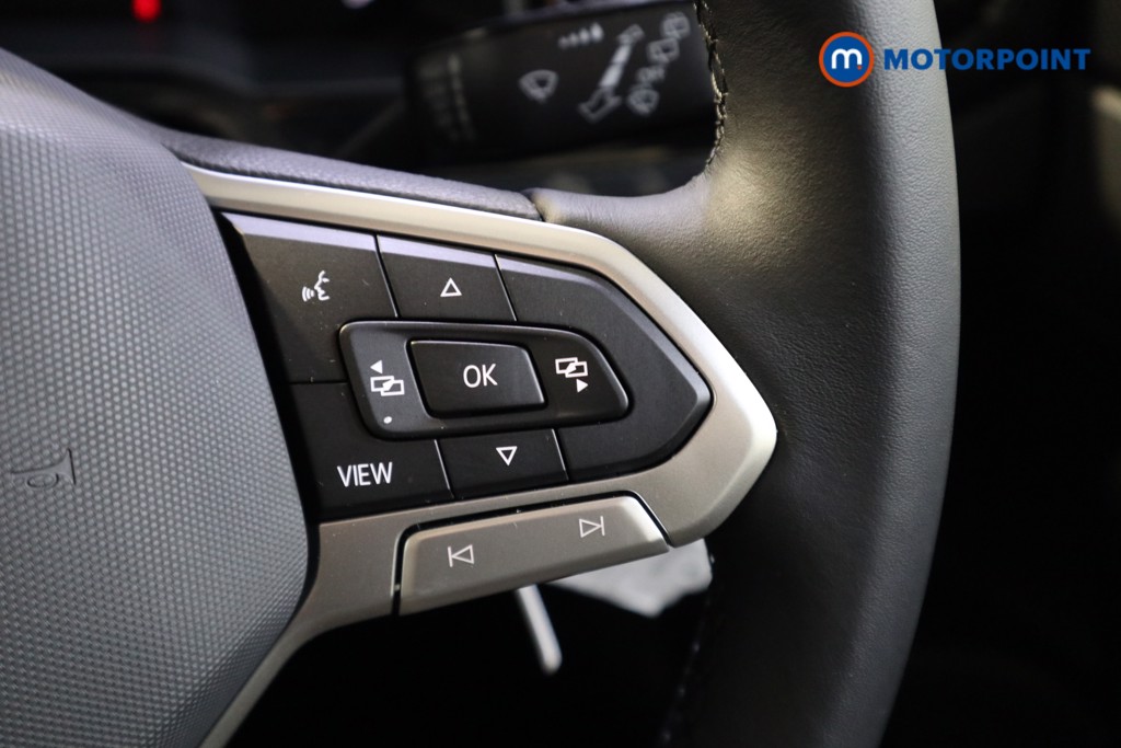 Volkswagen Polo Life Manual Petrol Hatchback - Stock Number (1615206) - 4th supplementary image