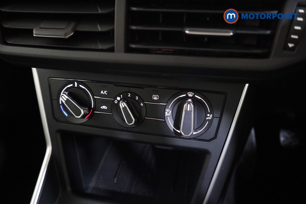 Volkswagen Polo Life Manual Petrol Hatchback - Stock Number (1615206) - 7th supplementary image