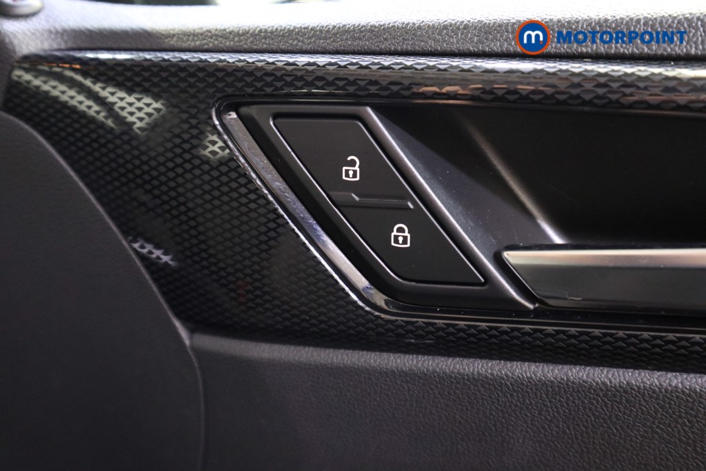 Volkswagen Polo Life Manual Petrol Hatchback - Stock Number (1615206) - 14th supplementary image