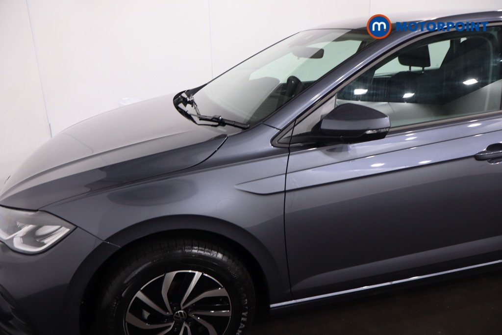 Volkswagen Polo Life Manual Petrol Hatchback - Stock Number (1615220) - 25th supplementary image